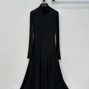 ALAIA 2025 New Arrival Heart-Shaped Backless Dress,